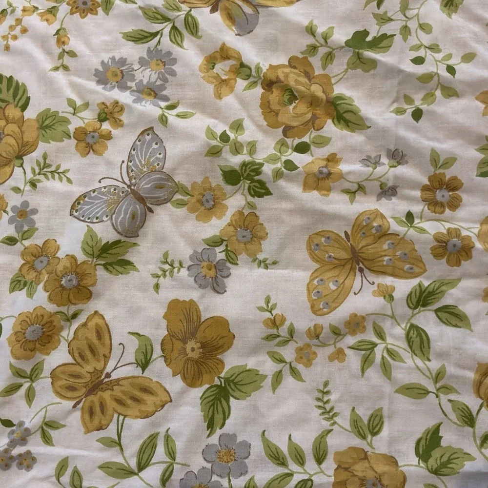 Vtg Pair‎ Cannon Monticello Pillowcases Butterflies Flowers Gold Summer Day 1978
